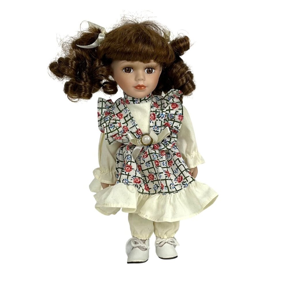 Vintage Cuddle Wit Collectible Memories Porcelain Doll 11"